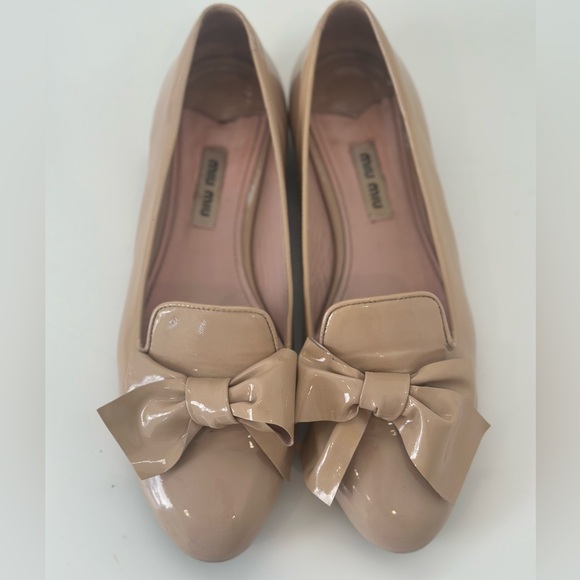 Miu Miu Patent Leather Smoking Slipper with Bow, Natural Size 37 size 6.5 US - Picture 5 of 14
